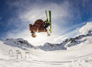 开云体育入口-阿圭罗攻防转换核心，多特蒙德淘汰赛过关埃及—战术变革与足球地理的奇妙交汇