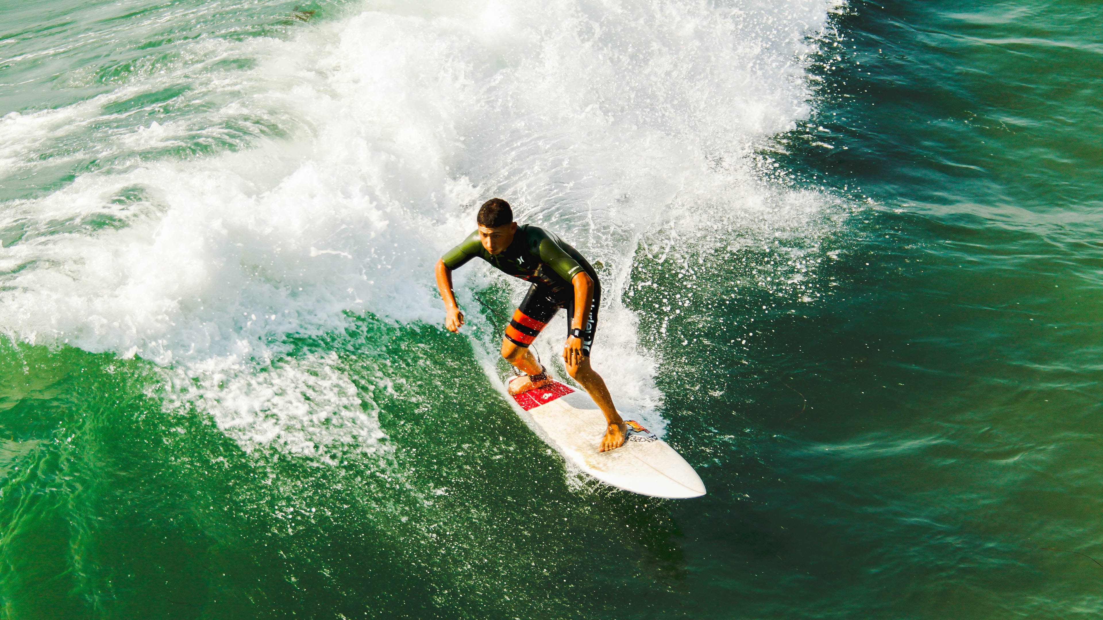 曼城对阵瑞士一役，库尔图瓦的个人能力完全展现，他如何成为球场上的叹息之墙？